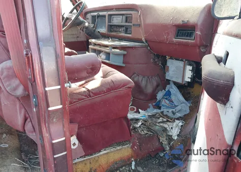 1985 Ford Econoline E150 Van from USA, damaged, VIN 1FDEE14G5FHB84460